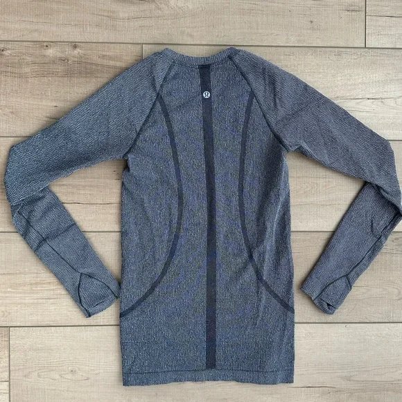 Lululemon Swiftly Tech Long Sleeve Shirt 2.0 Hip Length Parallel Texture Black - Picture 3 of 5